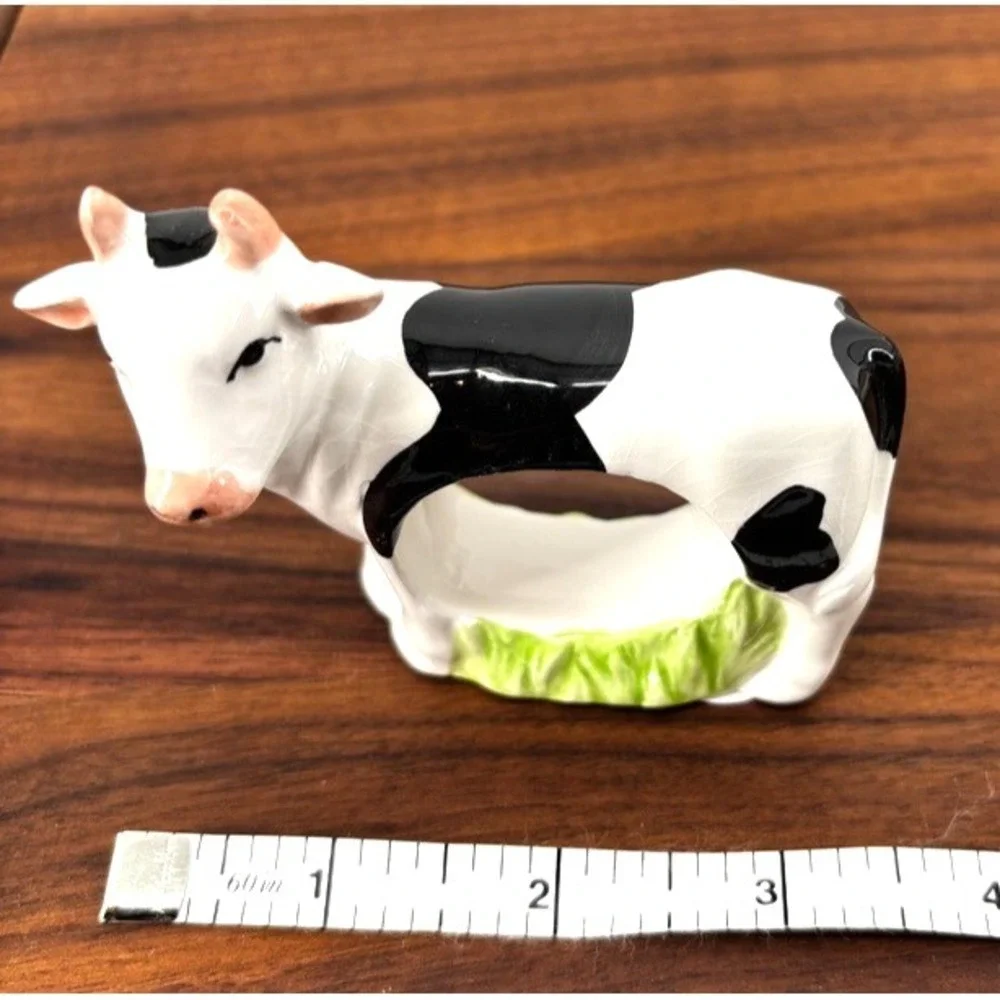 Ceramic Cow Napkin Rings Set of 4 Black & White Farmhouse Country Table Decor